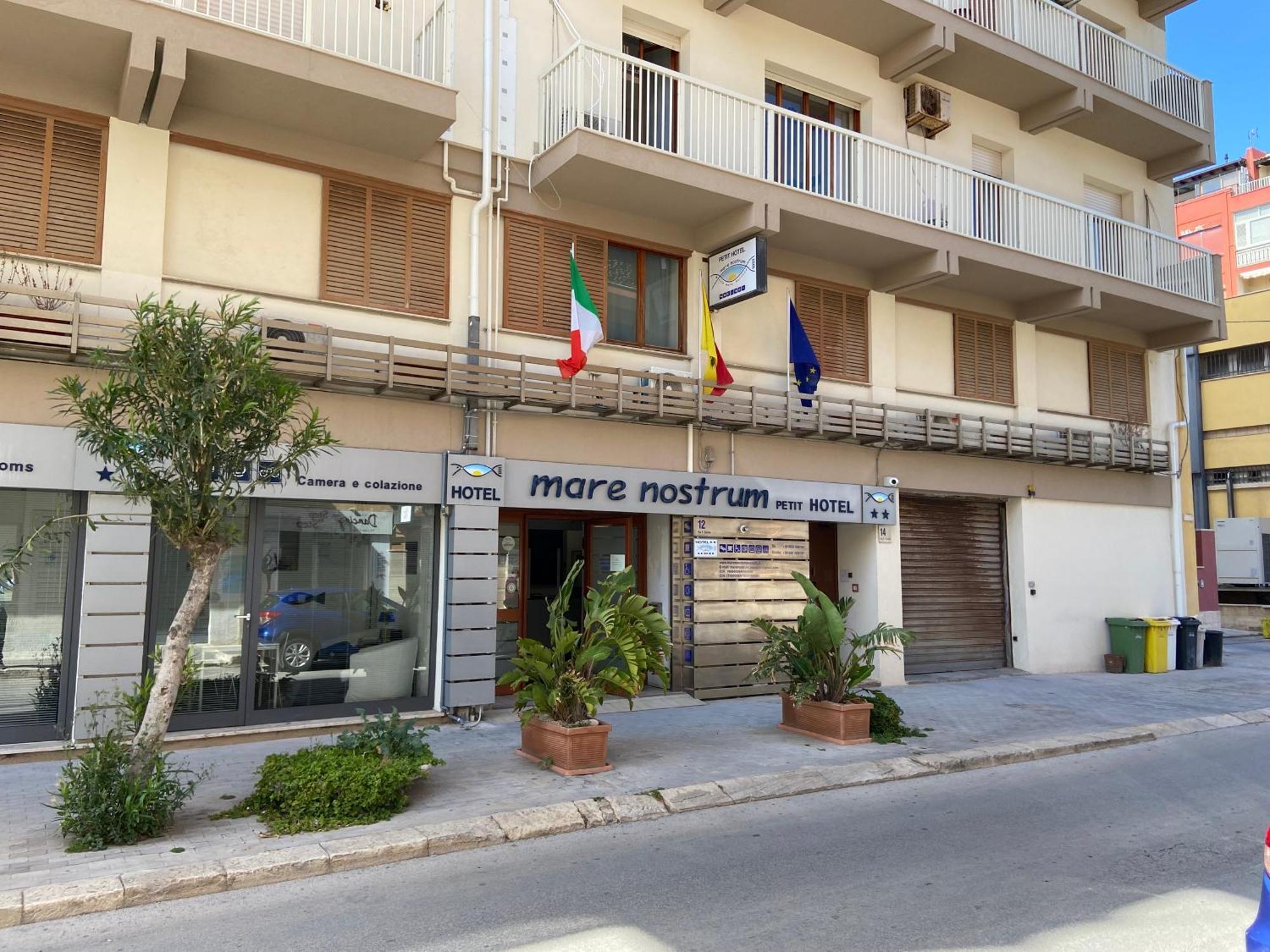 Mare Nostrum Petit